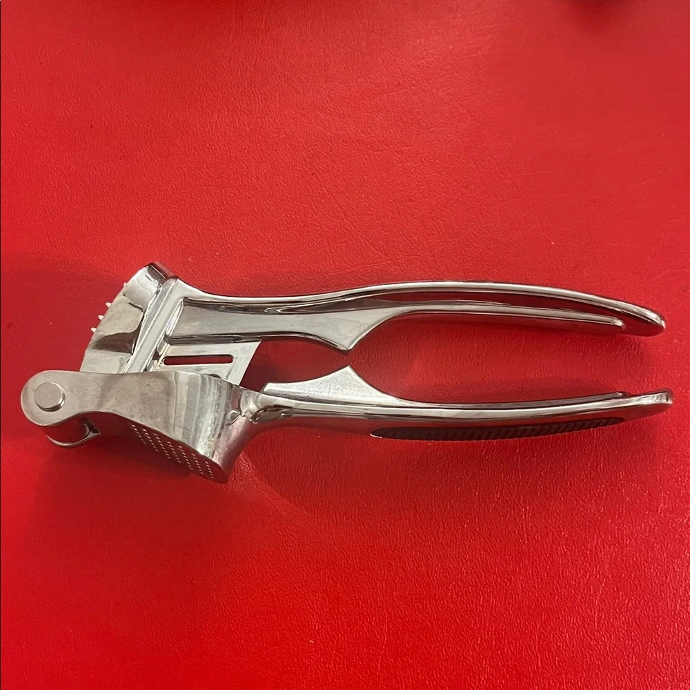 Garlic Press Crusher Squeezer Masher Ginger Mincer Chopper Manual Kitchen Tool